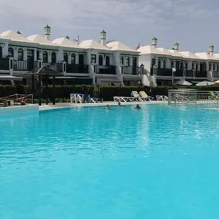 Raga - With Swimming Pool In Maspalomas Apartment